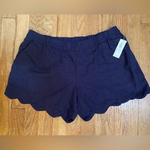 Old navy linen shorts! With tags!